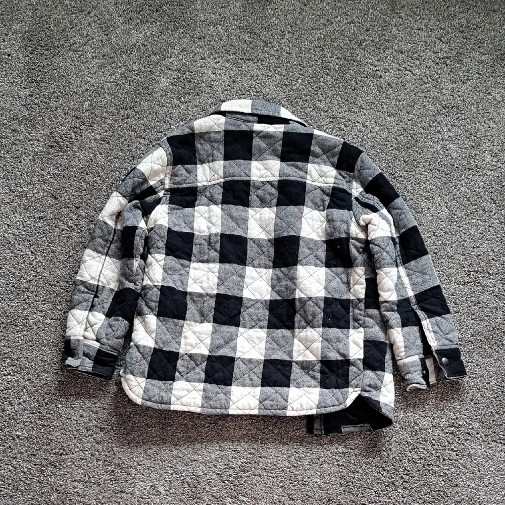 GAP Black & White Quilted Plaid Puffer Jacket